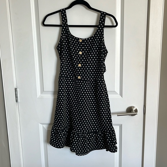 Dress - Picture 2 of 5